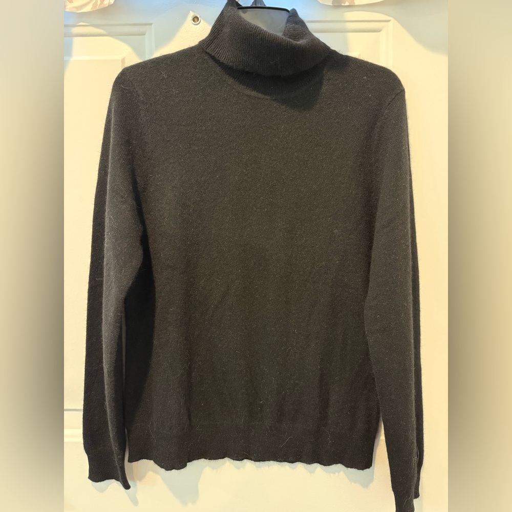 NWT Lord & Taylor 100% Cashmere Classic Black Turtleneck Long Sleeve Sweater PL